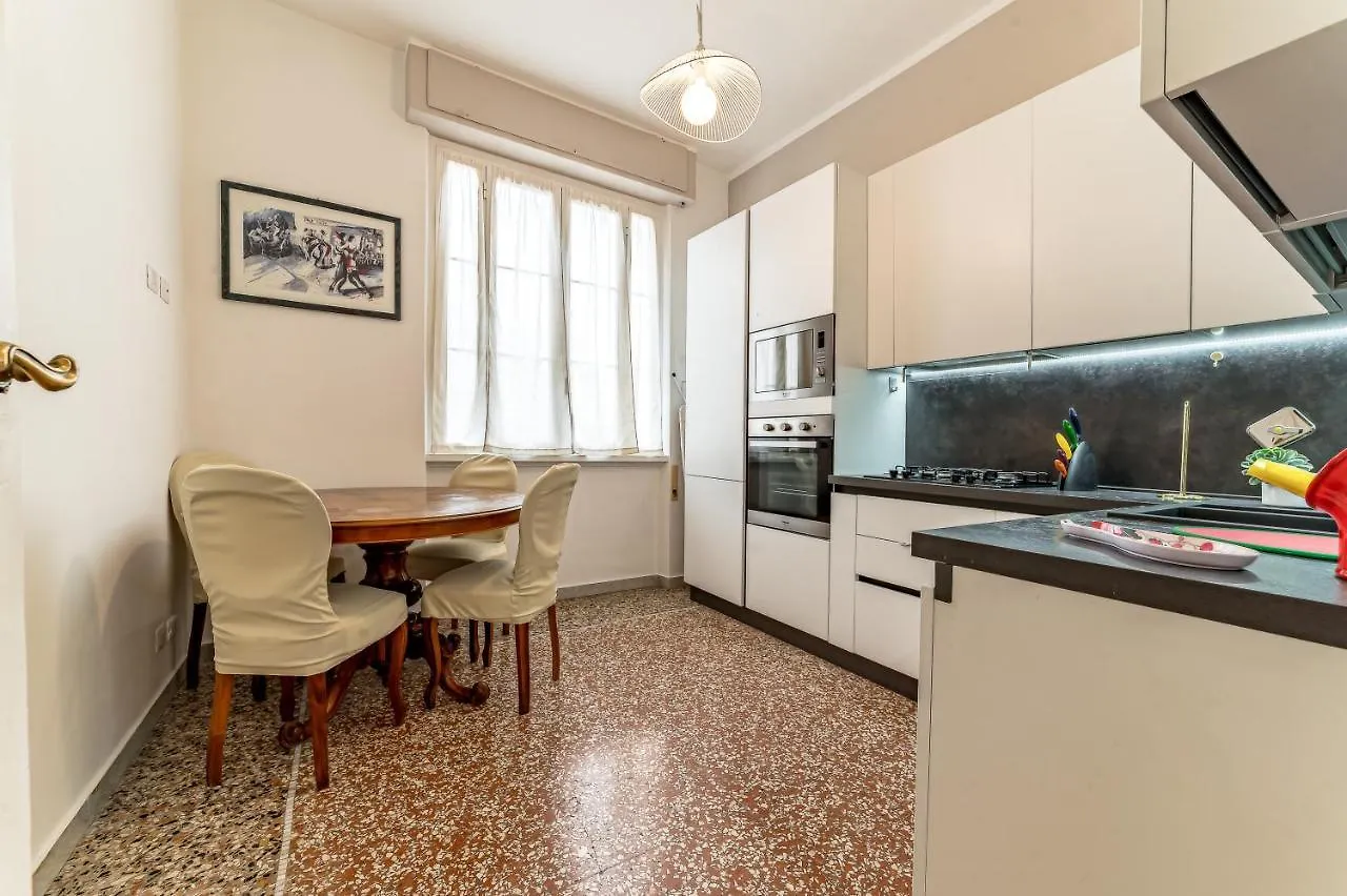 Amly Mary Roof Garden Apartment Rome Italy